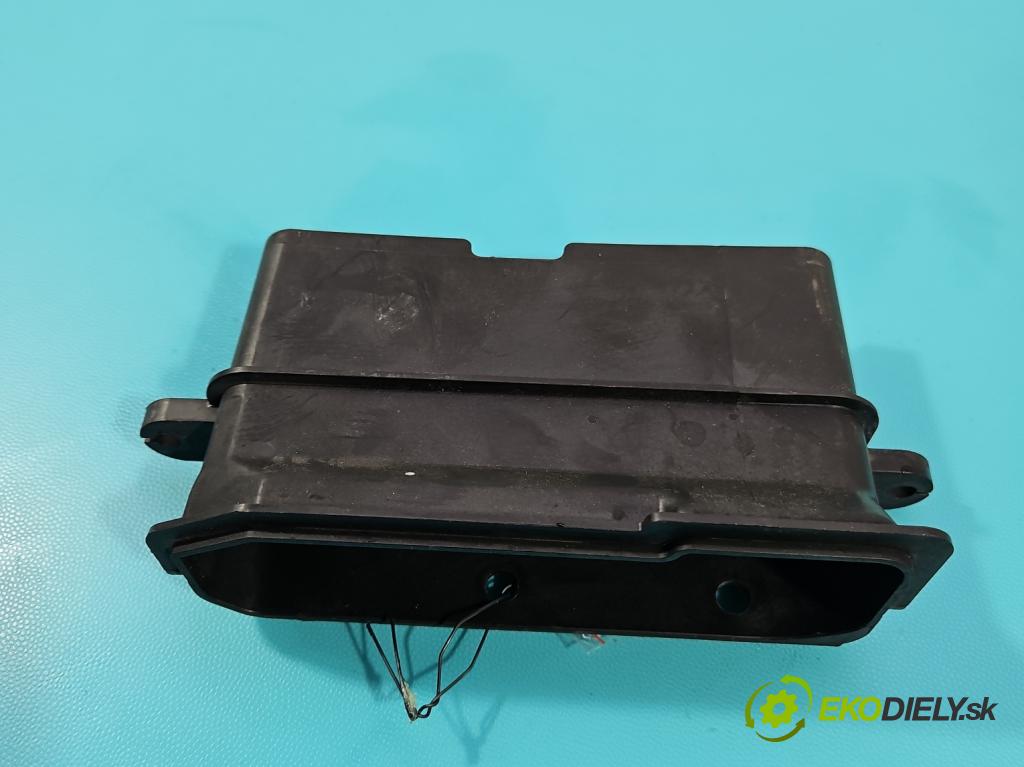 Kia Rio IV 2016-2023 1.2 16V 84KM manual 61.8 kW 1197 cm3 5- Vstup: vzduchu 28220-H8100