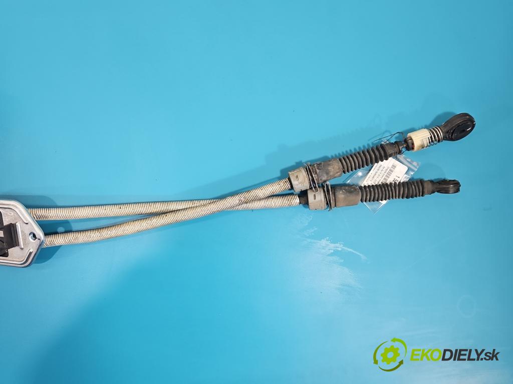 Kia Rio IV 2016-2023 1.2 16V 84KM manual 61.8 kW 1197 cm3 5- Páka: Změny: stupeň,rýchlosť  (Rýchlostná páka (kulisa))