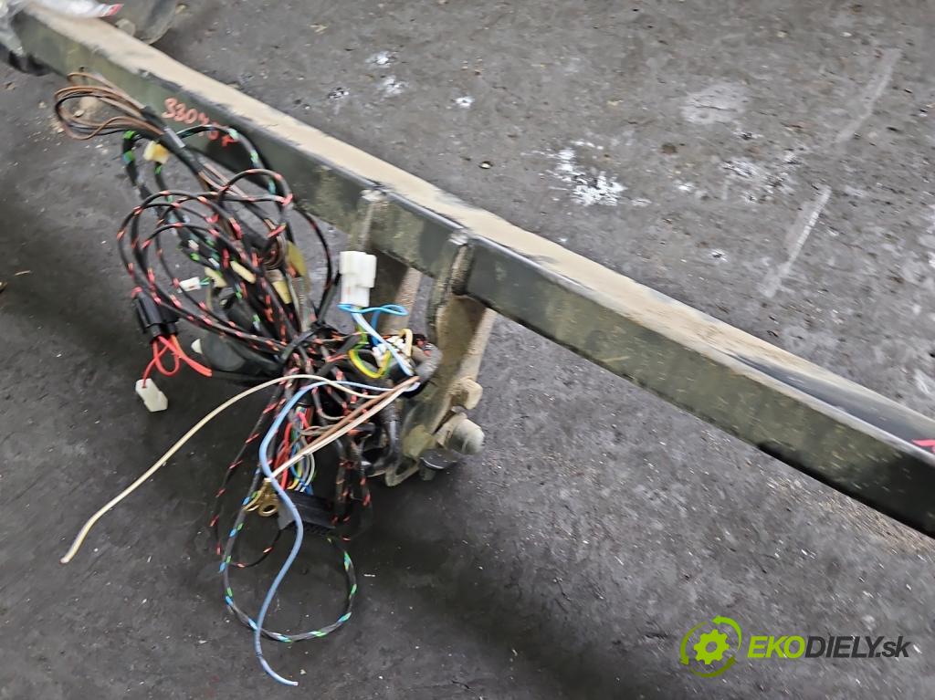 Kia Rio IV 2016-2023 1.2 16V 84KM manual 61.8 kW 1197 cm3 5- oko tažné  (Tažné zařízení)