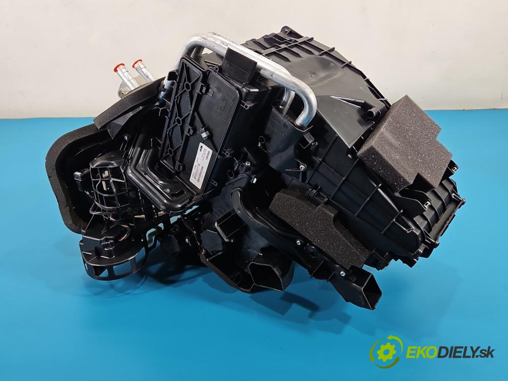 Volvo S60 II 2010-2018 2.0 D4 181KM automatic 133 kW 1969 cm3 4- radiátor 31418842 (Radiátor topení)