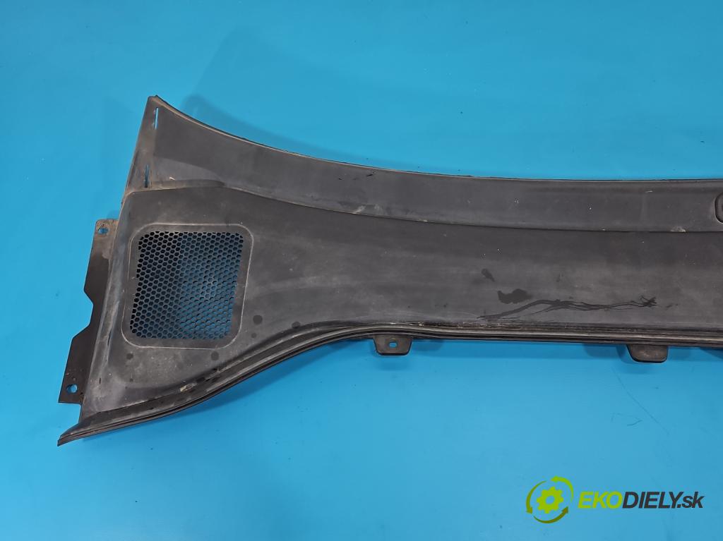 Volvo S60 II 2010-2018 2.0 D4 181KM automatic 133 kW 1969 cm3 4- torpédo 31402672 (Torpédo (plast pod čelným sklom))