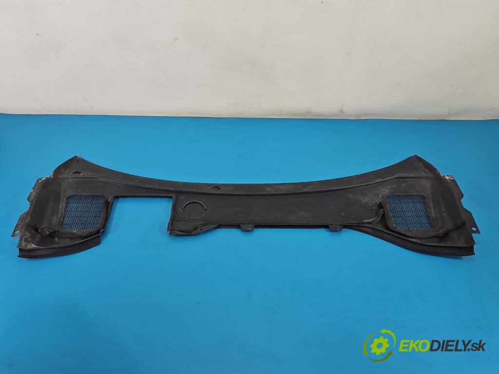 Volvo S60 II 2010-2018 2.0 D4 181KM automatic 133 kW 1969 cm3 4- torpédo 31402672 (Torpédo (plast pod čelným sklom))