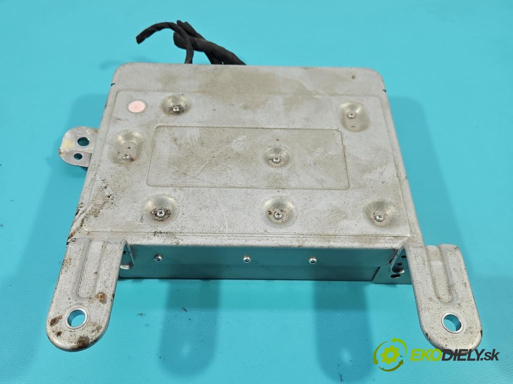 Volvo S60 II 2010-2018 2.0 D4 181KM automatic 133 kW 1969 cm3 4- Zesilovač: 31409935 (Zesilovač)