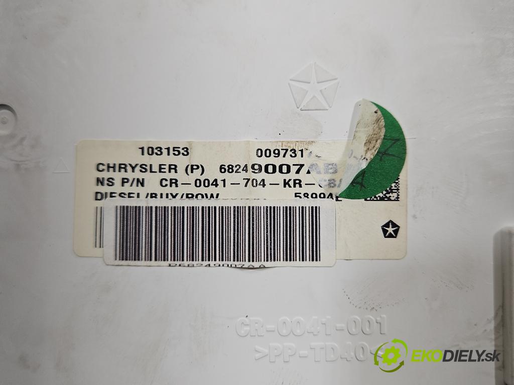 Fiat Freemont 2.0 JTD 170 HP automatic 125 kW 1956 cm3 5- prístrojovka/ budíky 68249007AB (Prístrojová doska)