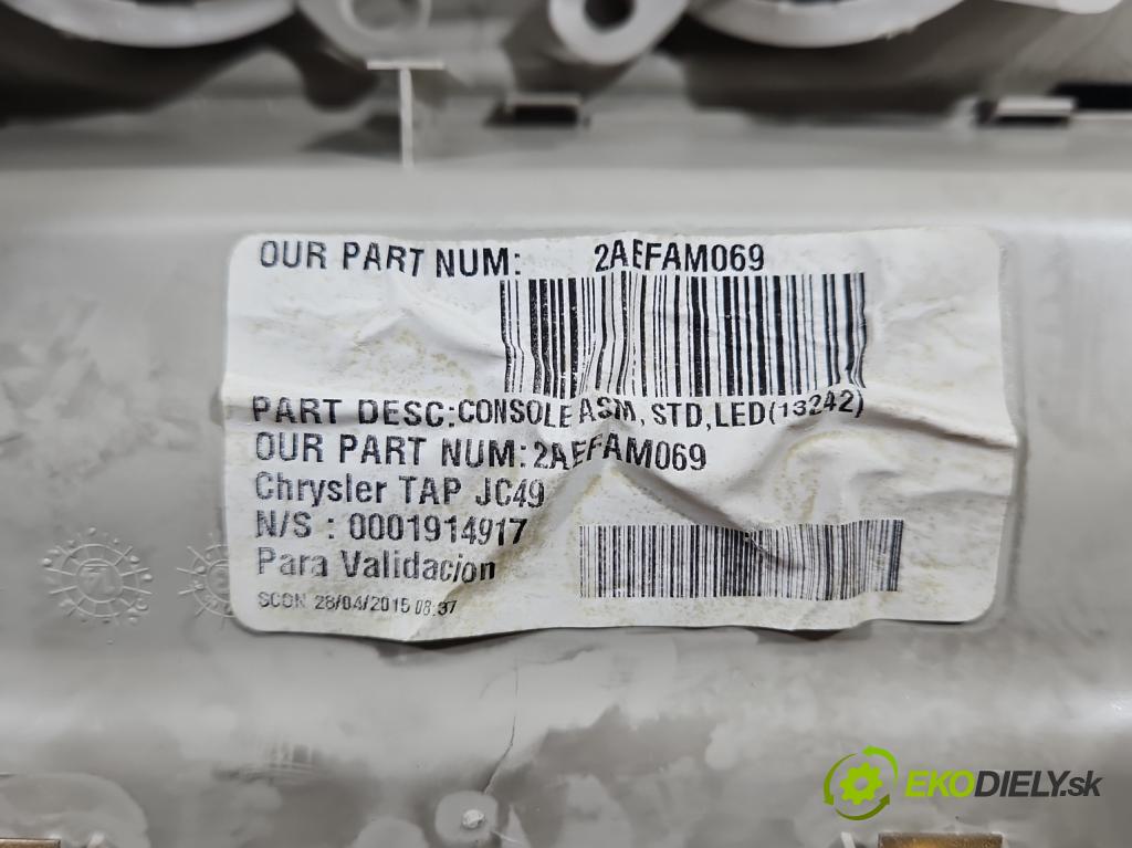 Fiat Freemont 2.0 JTD 170 HP automatic 125 kW 1956 cm3 5- svetlo / reflektor interiéra 2AEFAM069
