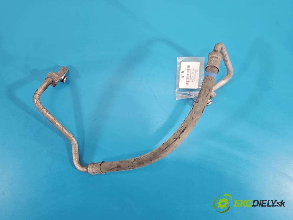 Toyota Auris I 2006-2013 1.4 VVT-I: 97KM manual 71 kW 1398 cm3 5- rúrka klimatizácie