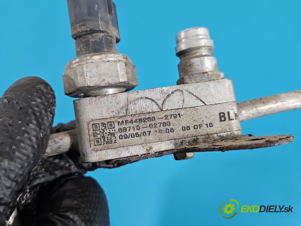 Toyota Auris I 2006-2013 1.4 VVT-I 97KM manual 71 kW 1398 cm3 5- trubka klíma 88710-02780