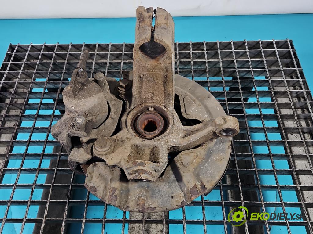 Volvo S60 II 2010-2018 2.0 D4 181KM automatic 133 kW 1969 cm3 4- náboj pravé  (Náboj kola)