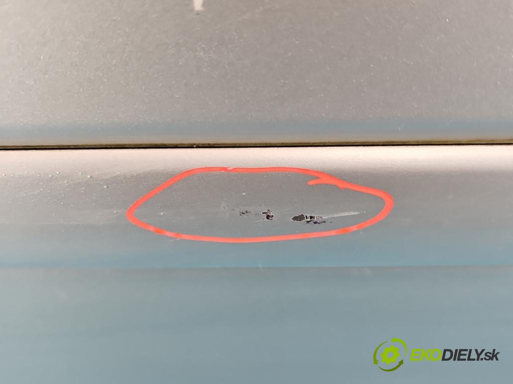Opel Meriva A 2002-2010 1.6 16v 101 hp manual 74 kW 1598 cm3 5- dveře zadní pravé  (Klika dveří ostatní)