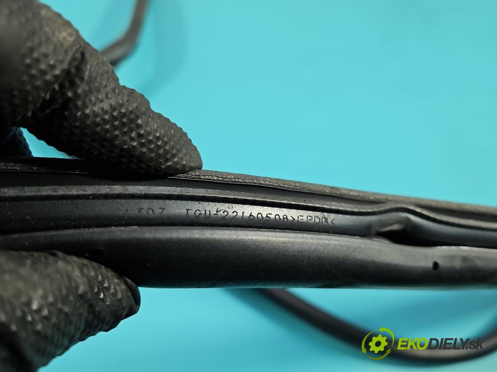 Infiniti QX50 2013-2015 3.7 V6 320KM automatic 235 kW 3696 cm3 5- Těsnění: dveře zadní levé 22160508 (Karoserie ostatní)