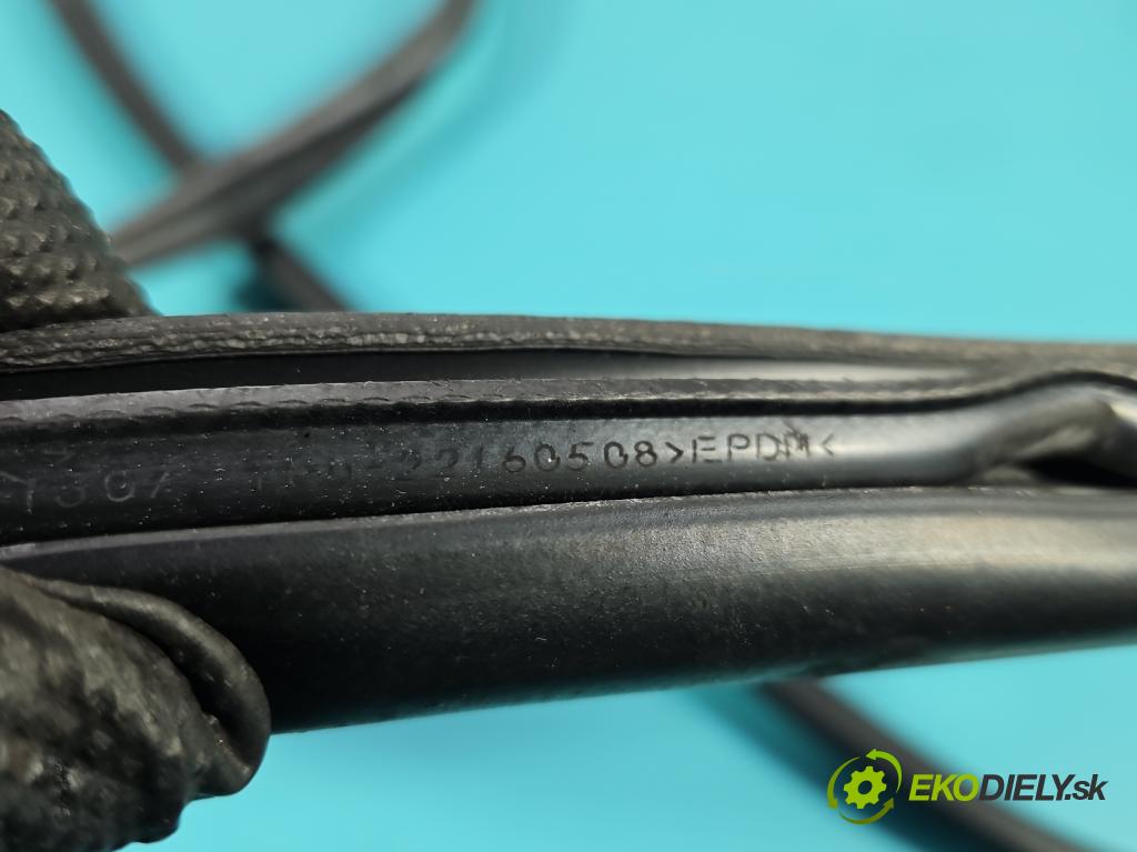 Infiniti QX50 2013-2015 3.7 V6 320KM automatic 235 kW 3696 cm3 5- Těsnění: dveře zadní levé 22160508 (Karoserie ostatní)