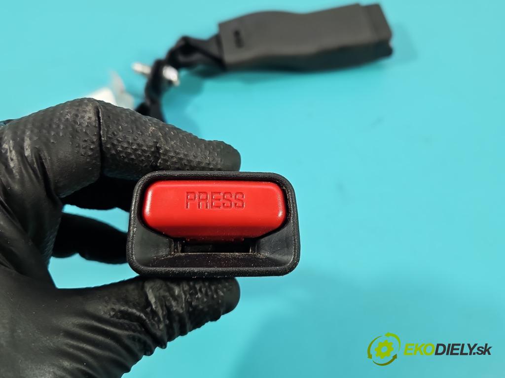 Infiniti QX50 2013-2015 3.7 V6 320KM automatic 235 kW 3696 cm3 5- pas bezpečnosť: zadné ľavý