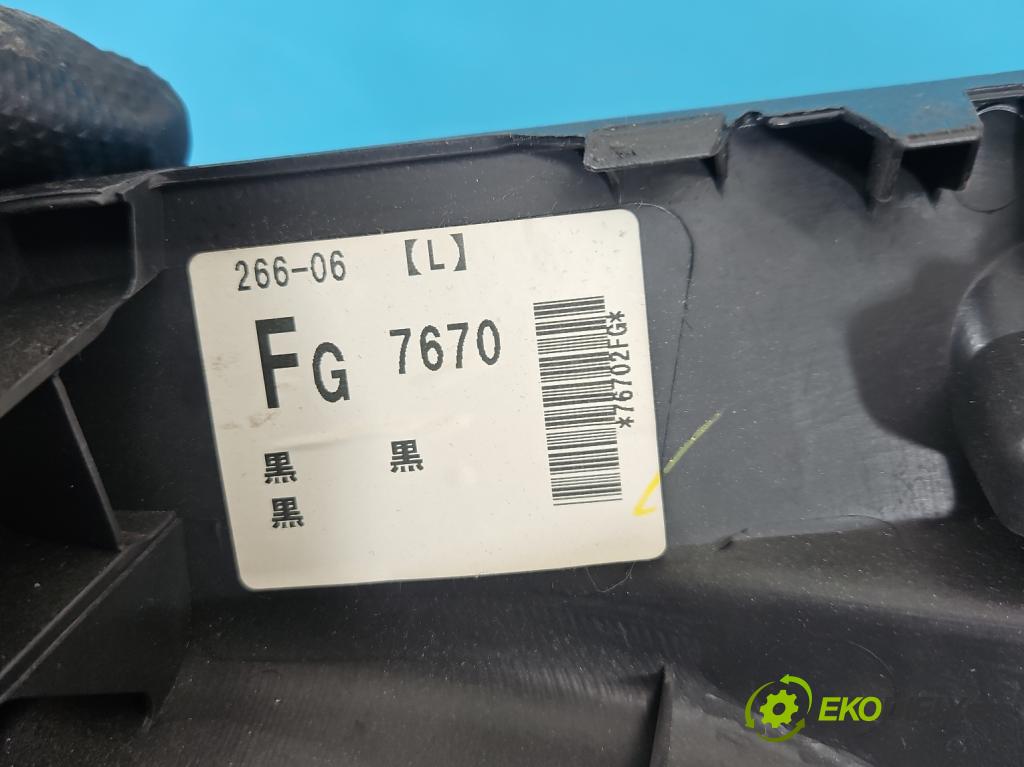 Infiniti QX50 2013-2015 3.7 V6 320KM automatic 235 kW 3696 cm3 5- Čalounictví: kufra: ľavé 849531BB0A