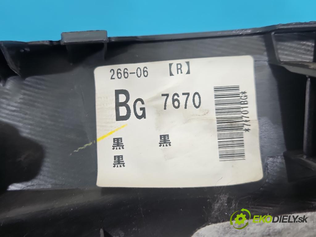 Infiniti QX50 2013-2015 3.7 V6 320KM automatic 235 kW 3696 cm3 5- Čalounictví: kufra: pravé 84952-1BB0A