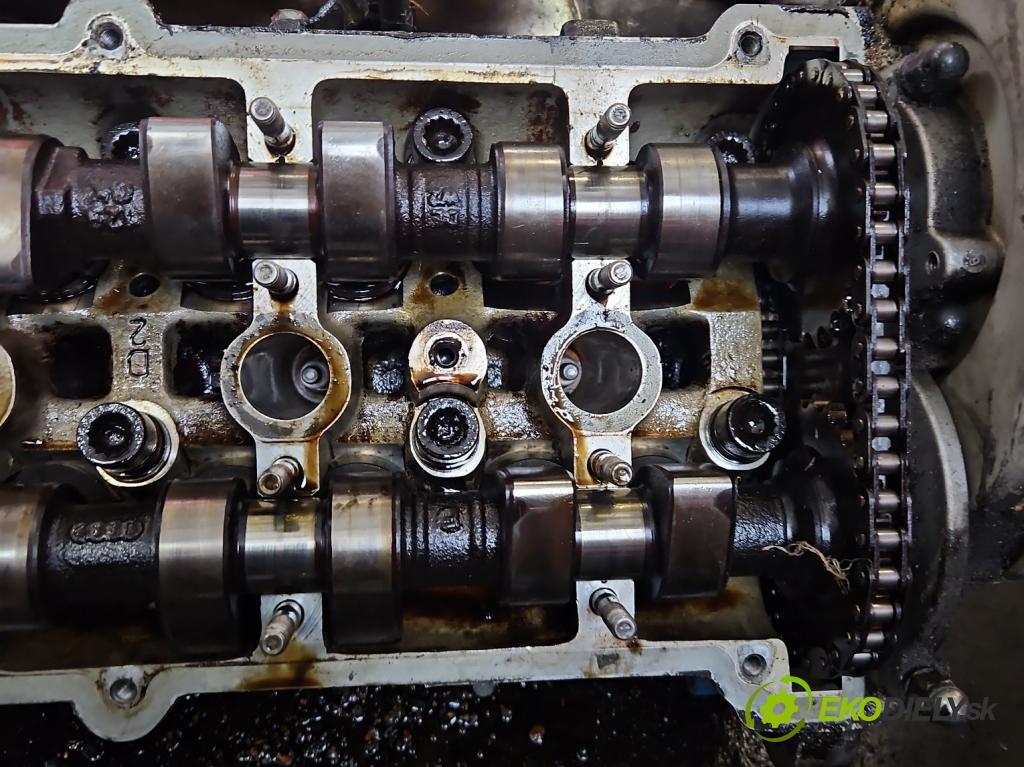 Audi A8 D2 1994-2002 4.2 V8 ABZ 299KM automatic 220 kW 4172 cm3 4- Hlava: motora 077103373AE