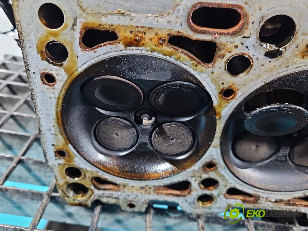 Audi A8 D2 1994-2002 4.2 V8 ABZ 299KM automatic 220 kW 4172 cm3 4- Hlava: motora 077103373AE