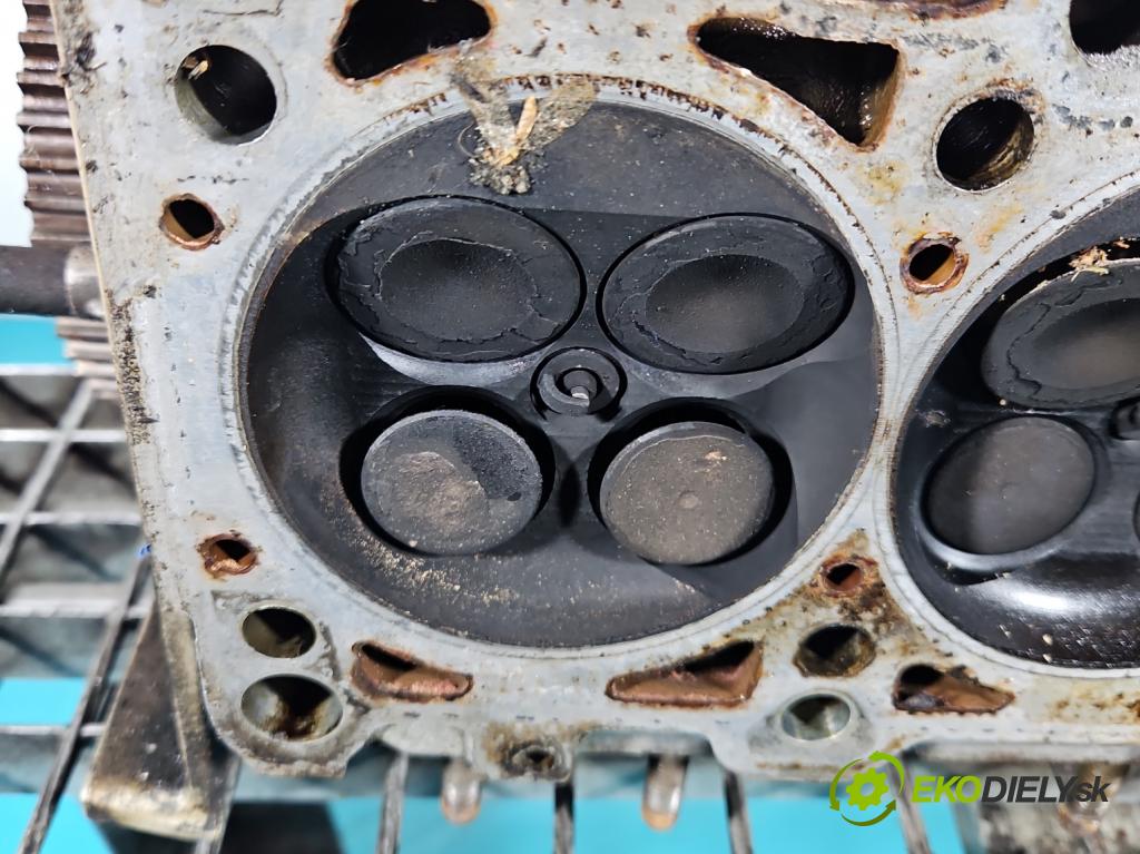 Audi A8 D2 1994-2002 4.2 V8 299KM automatic 220 kW 4172 cm3 4- Hlava: motora 077103373AE