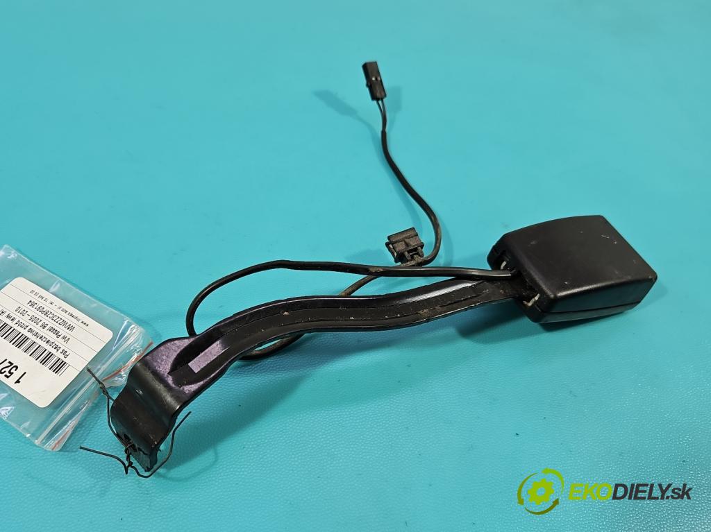 Vw Passat B6 2005-2010 1.9 TDI 105 HP manual 77 kW 1896 cm3 4- pas bezpečnosť: predné ľavý 3C0857755