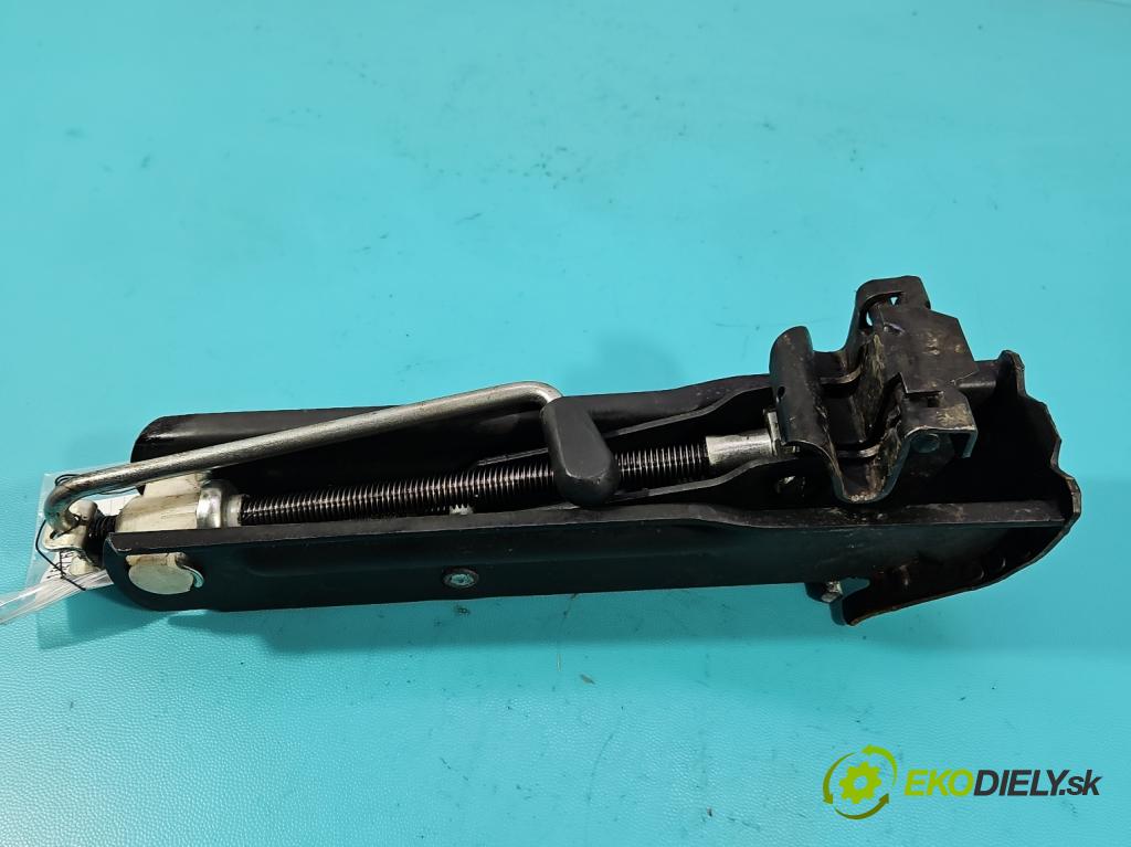 Vw Passat B6 2005-2010 1.9 TDI 105 HP manual 77 kW 1896 cm3 4- mechanizmus okna automobilovy 3C0011031B