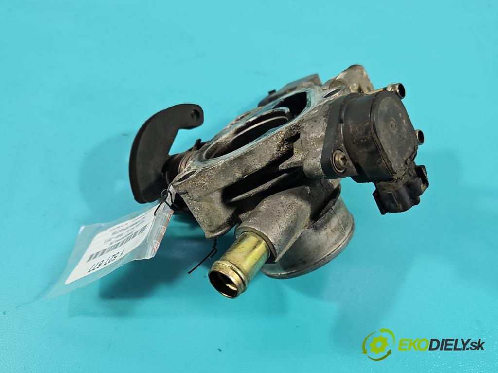 Toyota Auris I 2006-2013 1.4 VVT-I: 97KM manual 71 kW 1398 cm3 5- klapka 22270-22050 (Škrtiaca klapka)