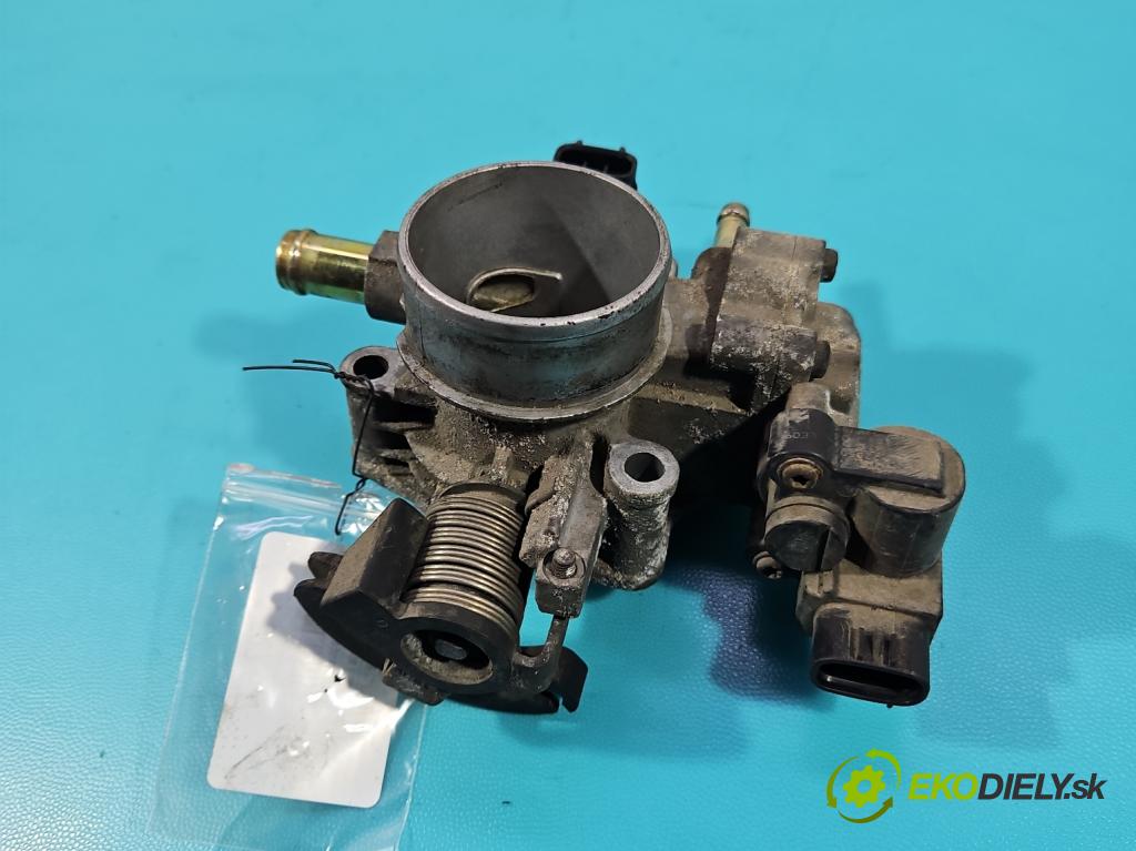 Toyota Auris I 2006-2013 1.4 VVT-I: 97KM manual 71 kW 1398 cm3 5- klapka 22270-22050 (Škrtiaca klapka)