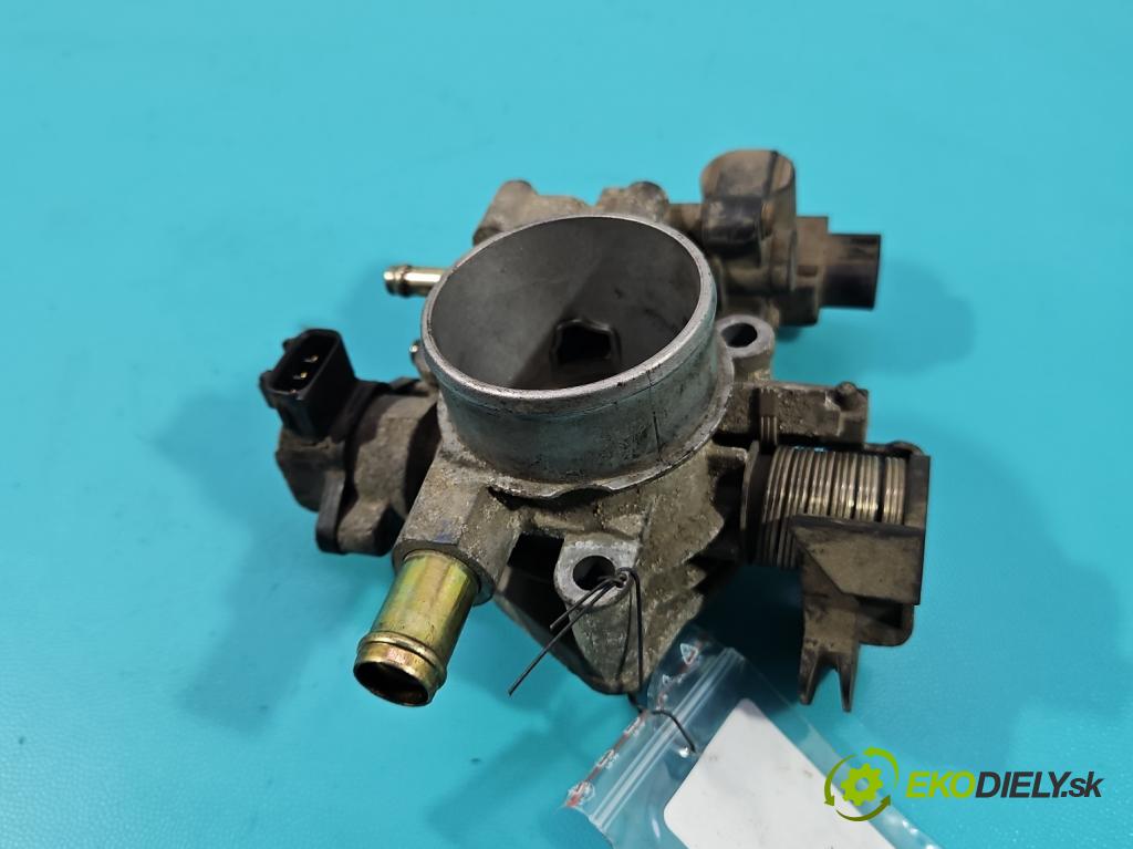 Toyota Auris I 2006-2013 1.4 VVT-I: 97KM manual 71 kW 1398 cm3 5- klapka 22270-22050 (Škrtiaca klapka)