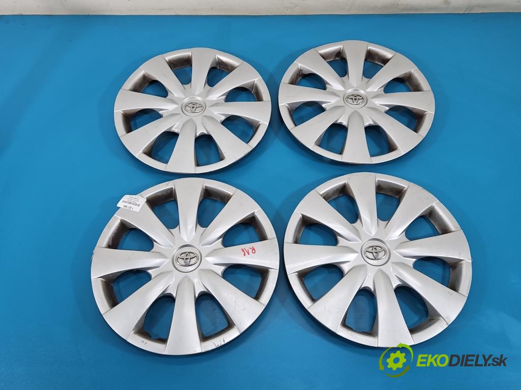 Toyota Auris I 2006-2013 1.4 VVT-I: 97KM manual 71 kW 1398 cm3 5- puklice komplet 42602-02210