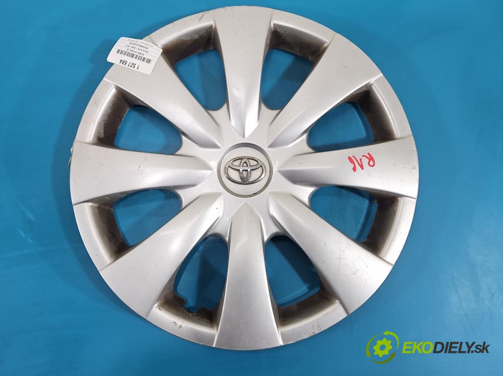 Toyota Auris I 2006-2013 1.4 VVT-I: 97KM manual 71 kW 1398 cm3 5- puklice komplet 42602-02210