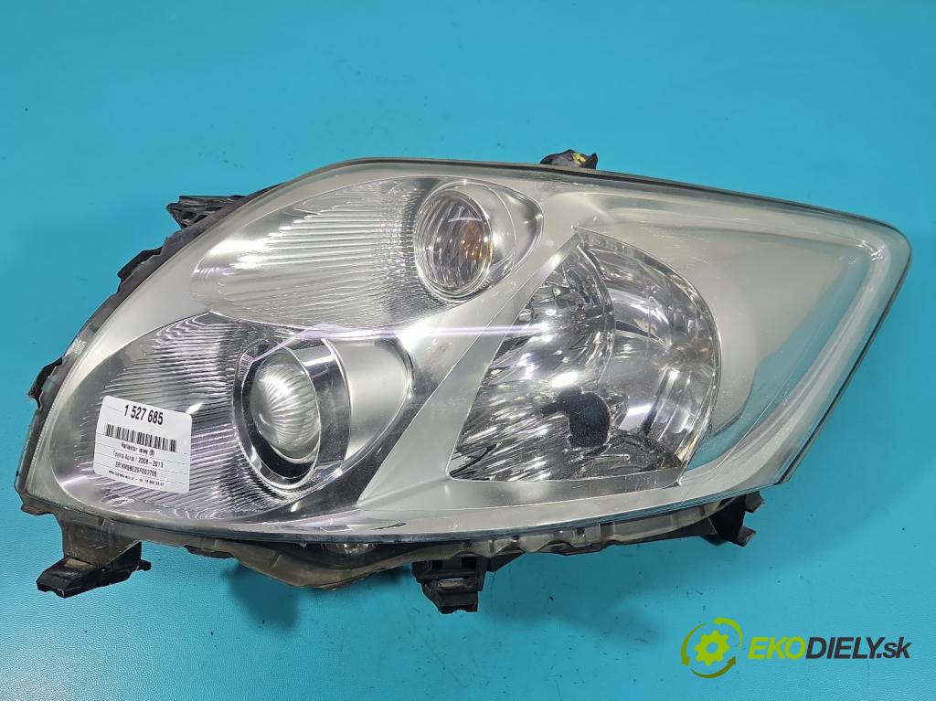 Toyota Auris I 2006-2013 1.4 VVT-I: 97KM manual 71 kW 1398 cm3 5- Reflektor: ľavý 81150-02460 (Kľučka dverí ostatné)