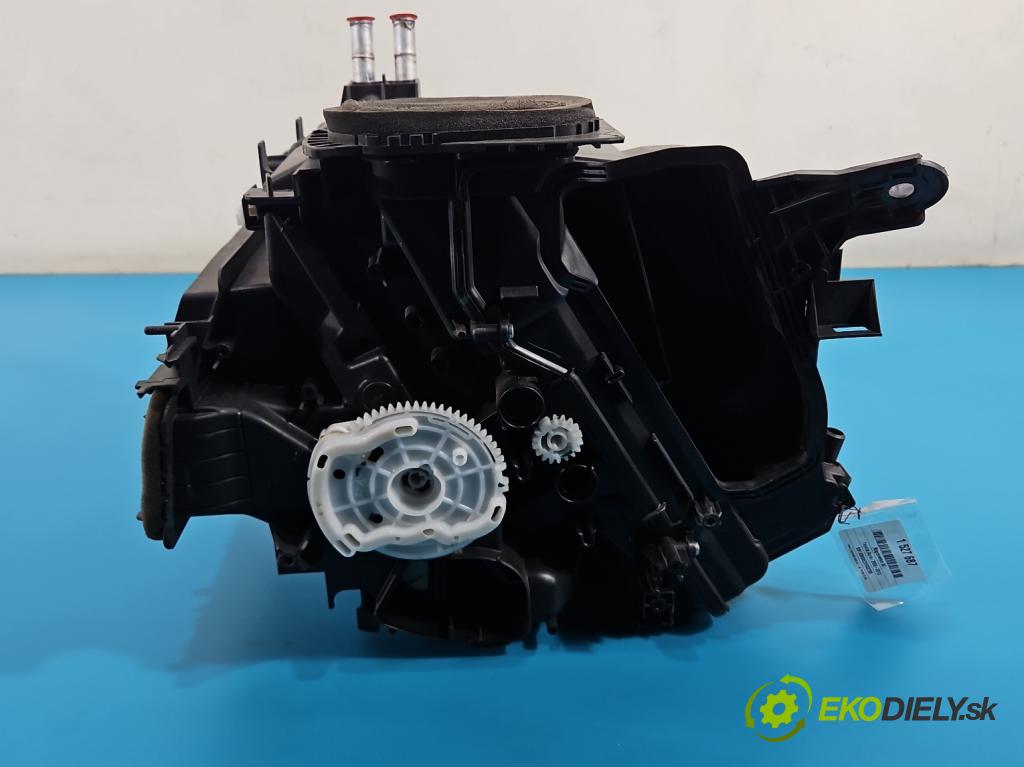 Toyota Auris I 2006-2013 1.4 VVT-I 97KM manual 71 kW 1398 cm3 5- radiátor MF443210-6501 (Radiátor topení)