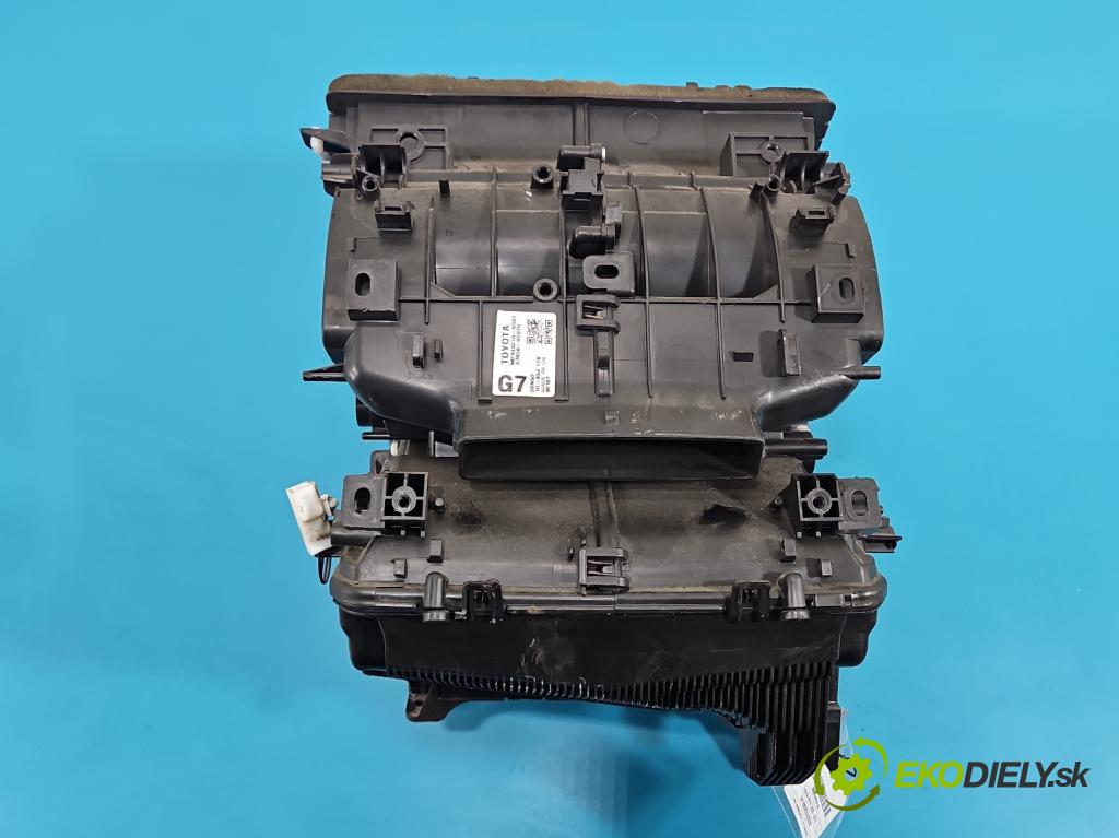 Toyota Auris I 2006-2013 1.4 VVT-I 97KM manual 71 kW 1398 cm3 5- radiátor MF443210-6501 (Radiátor topení)