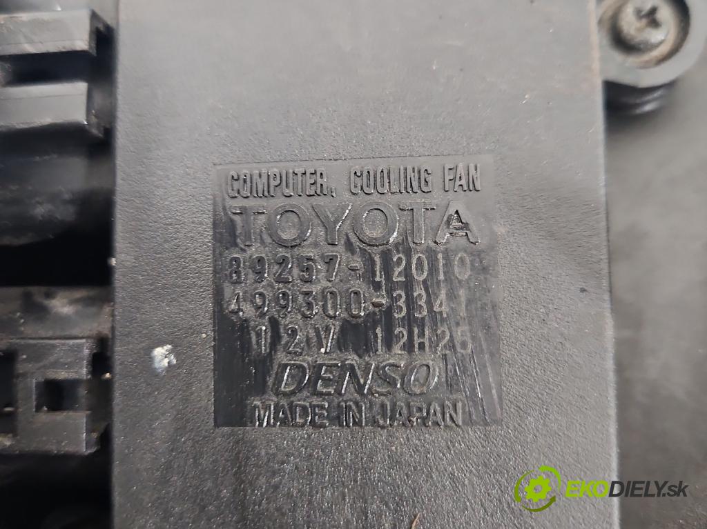 Toyota Auris I 2006-2013 1.4 VVT-I 97KM manual 71 kW 1398 cm3 5- ventilátor chladič 89257-12010