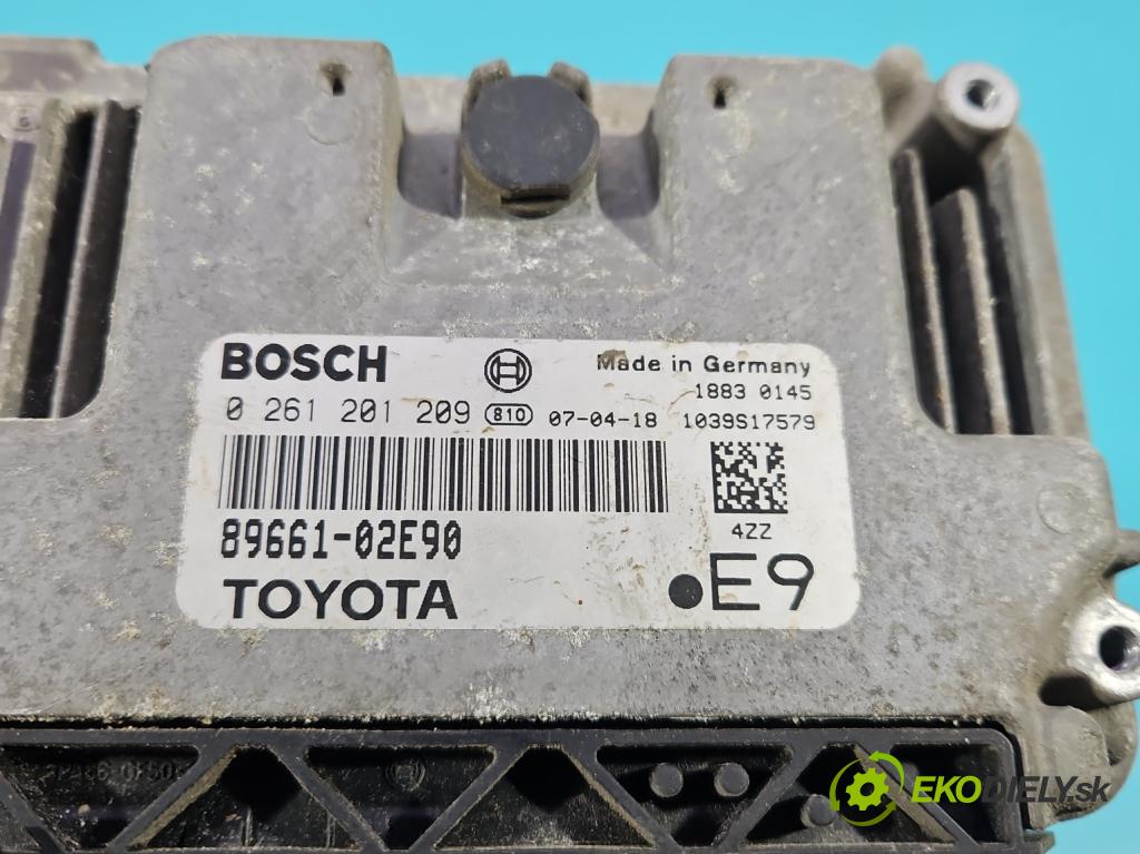 Toyota Auris I 2006-2013 1.4 VVT-I: 97KM manual 71 kW 1398 cm3 5- riadiaca jednotka motora 0261201209