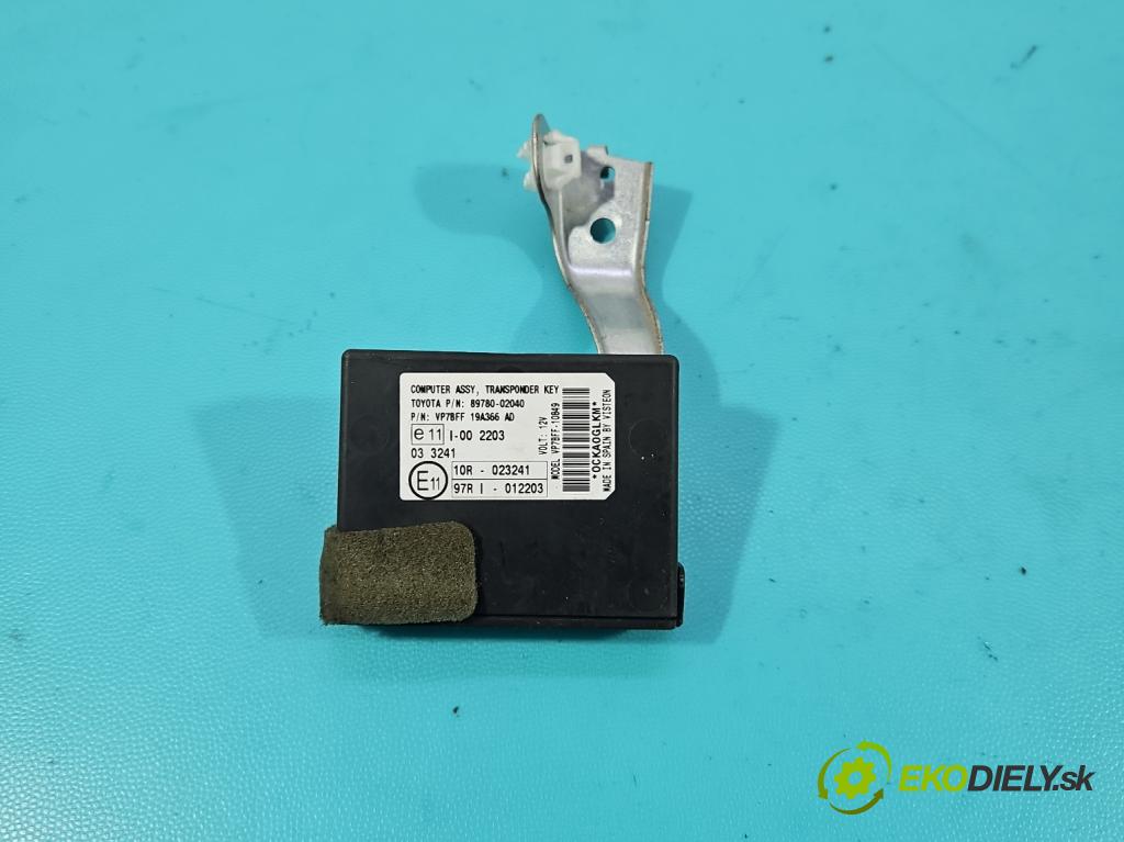 Toyota Auris I 2006-2013 1.4 VVT-I: 97KM manual 71 kW 1398 cm3 5- riadiaca jednotka motora 0261201209
