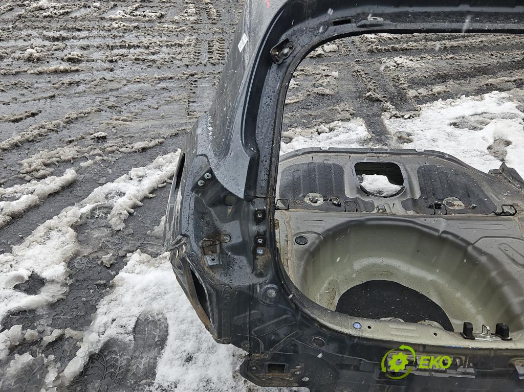 Kia Rio IV 2016-2023 1.2 16V 84KM manual 61.8 kW 1197 cm3 5- blatnik zadní levý