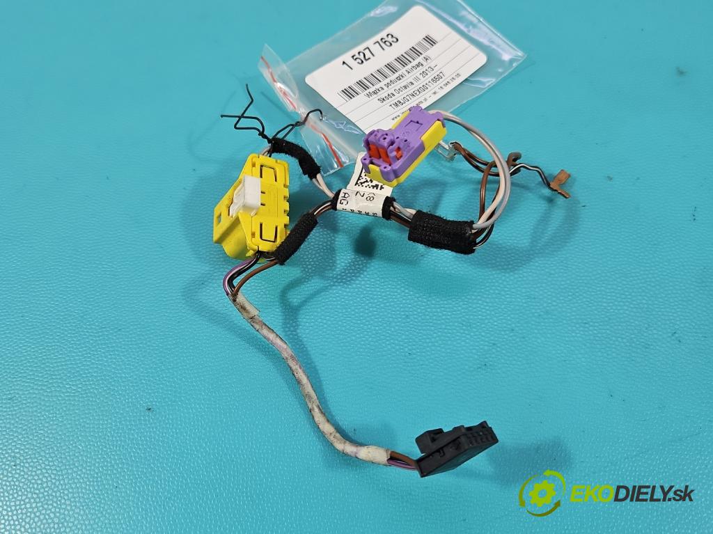 Skoda Octavia III 2013- 1.6 TDI 110 hp manual 81 kW 1598 cm3 5- Balíček: polštáře: Airbag: 5E0971584A