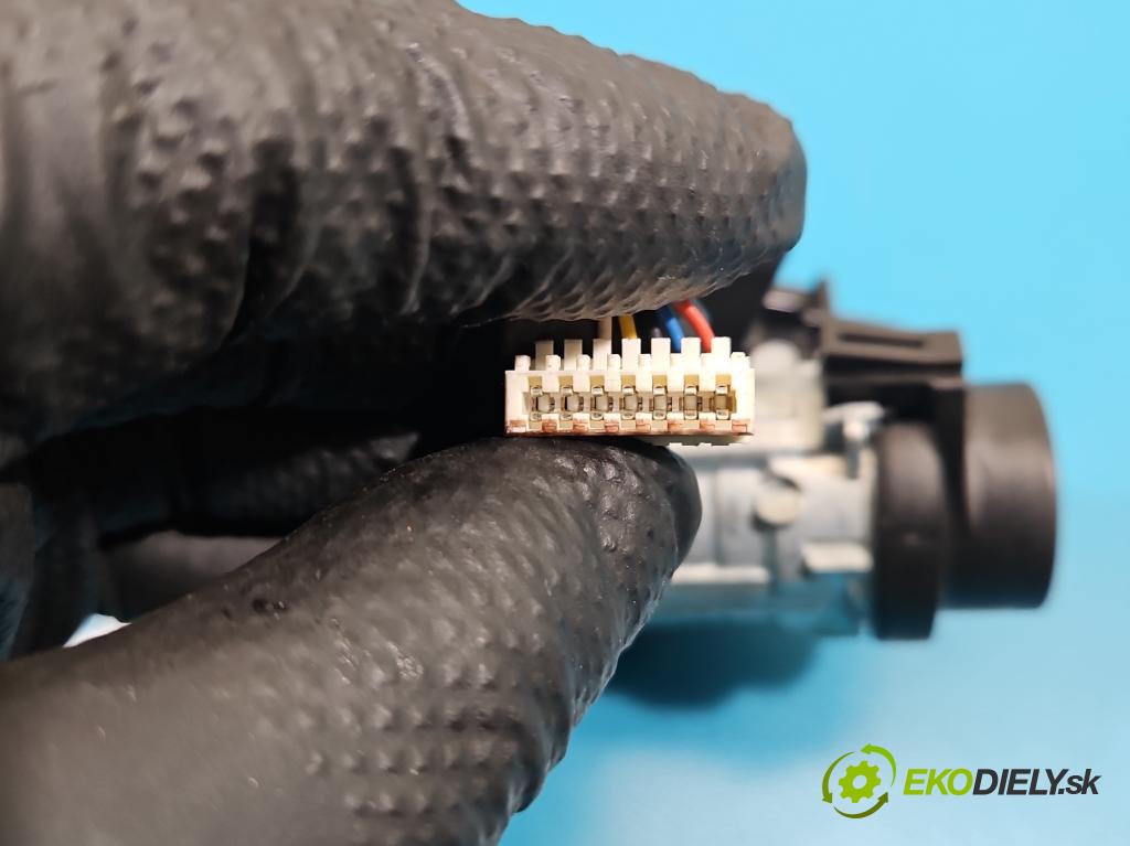 Skoda Octavia III 2013- 1.6 TDI 110 HP manual 81 kW 1598 cm3 5- Spínačka 1K0905851 (Spínacia skrinka)