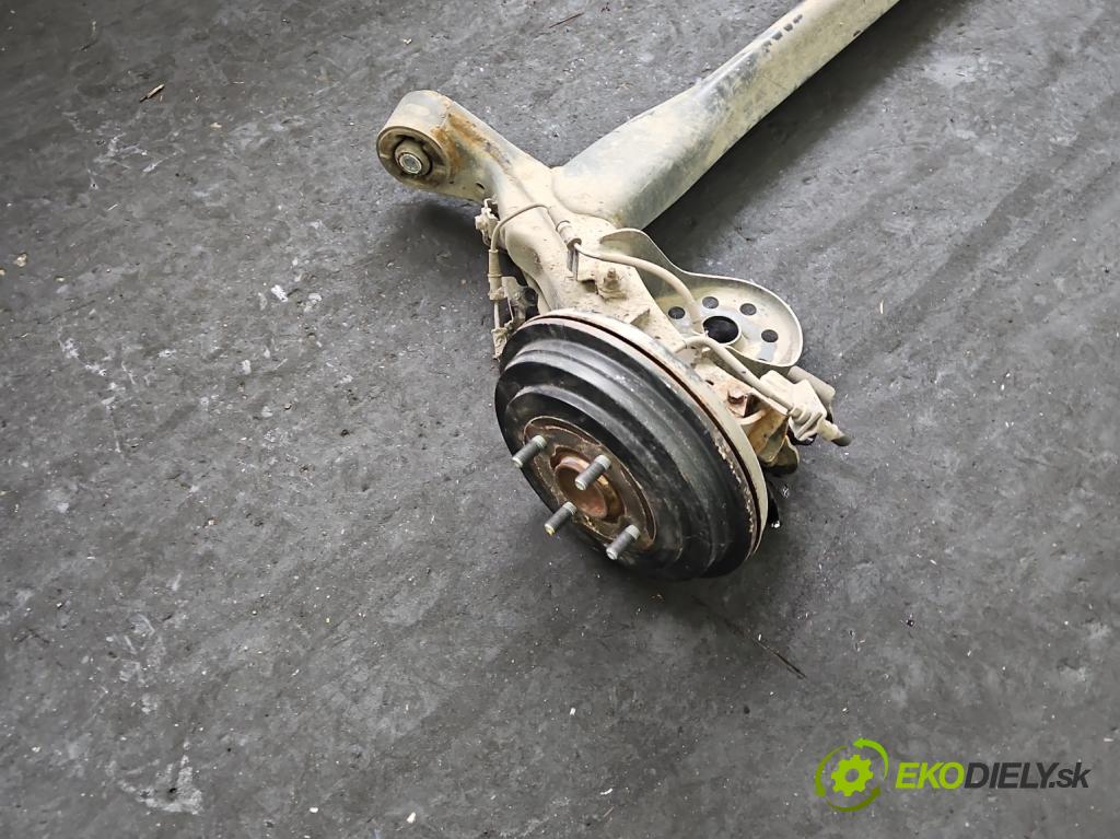 Kia Rio IV 2016-2023 1.2 16V 84KM manual 61.8 kW 1197 cm3 5- zadní výztuha  (Zadní výztuha)