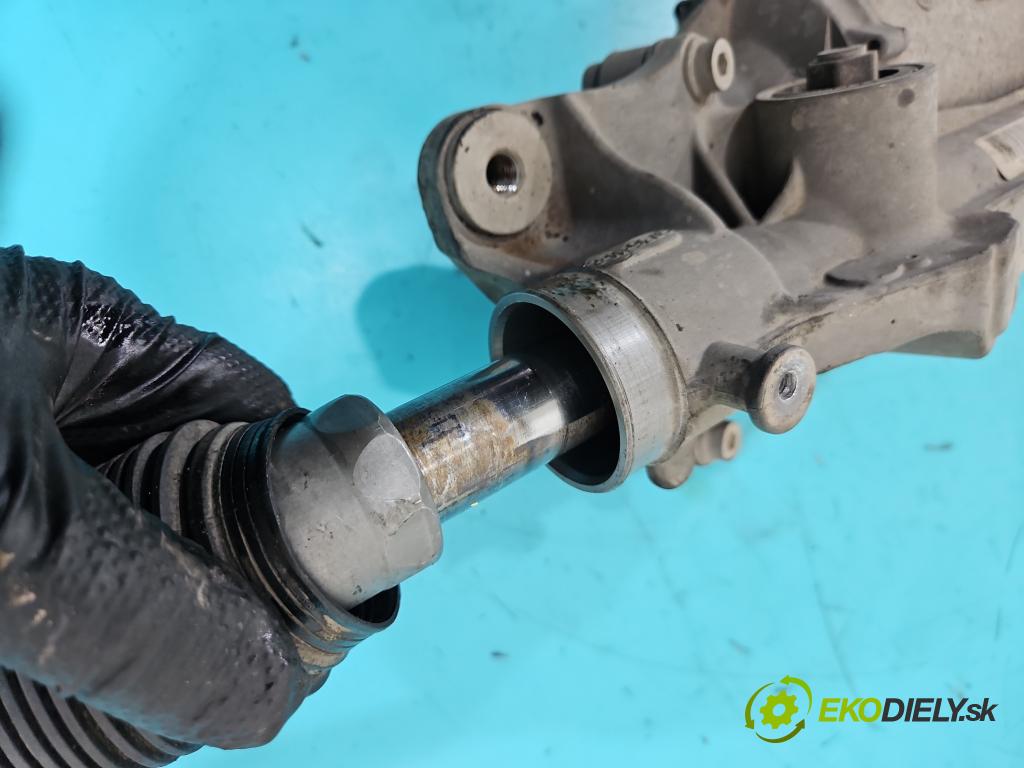 Skoda Octavia III 2013- 1.6 TDI 110 HP manual 81 kW 1598 cm3 5- Ozubené kolo: volant 5Q0909144S