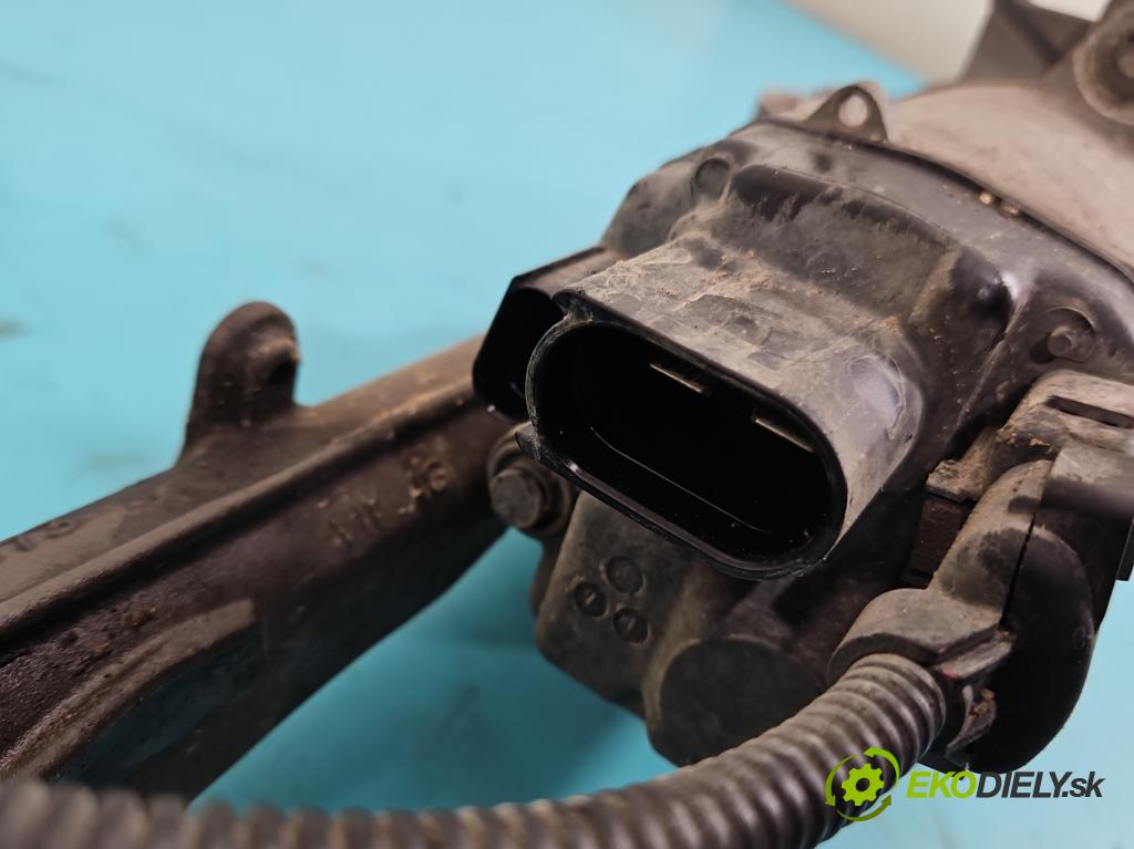 Skoda Octavia III 2013- 1.6 TDI 110 HP manual 81 kW 1598 cm3 5- Ozubené kolo: volant 5Q0909144S