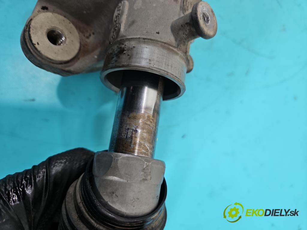 Skoda Octavia III 2013- 1.6 TDI 110 HP manual 81 kW 1598 cm3 5- Ozubené kolo: volant 5Q0909144S