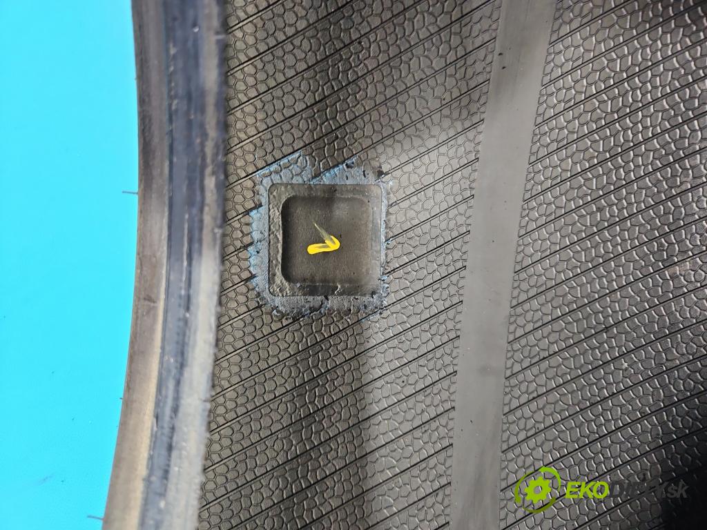 Skoda Octavia III 2013- 1.6 TDI 110 HP manual 81 kW 1598 cm3 5- pneumatika letné 1 kus.: