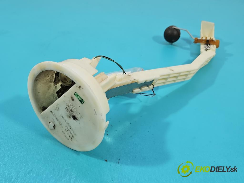 Audi A8 D2 1994-2002 4.2 V8 299KM automatic 220 kW 4172 cm3 4- snímač úroveň: palivo 4D0919051B (Snímač)