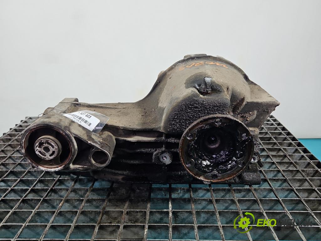 Audi A8 D2 1994-2002 4.2 V8 299KM automatic 220 kW 4172 cm3 4- Most: zadní: DNW