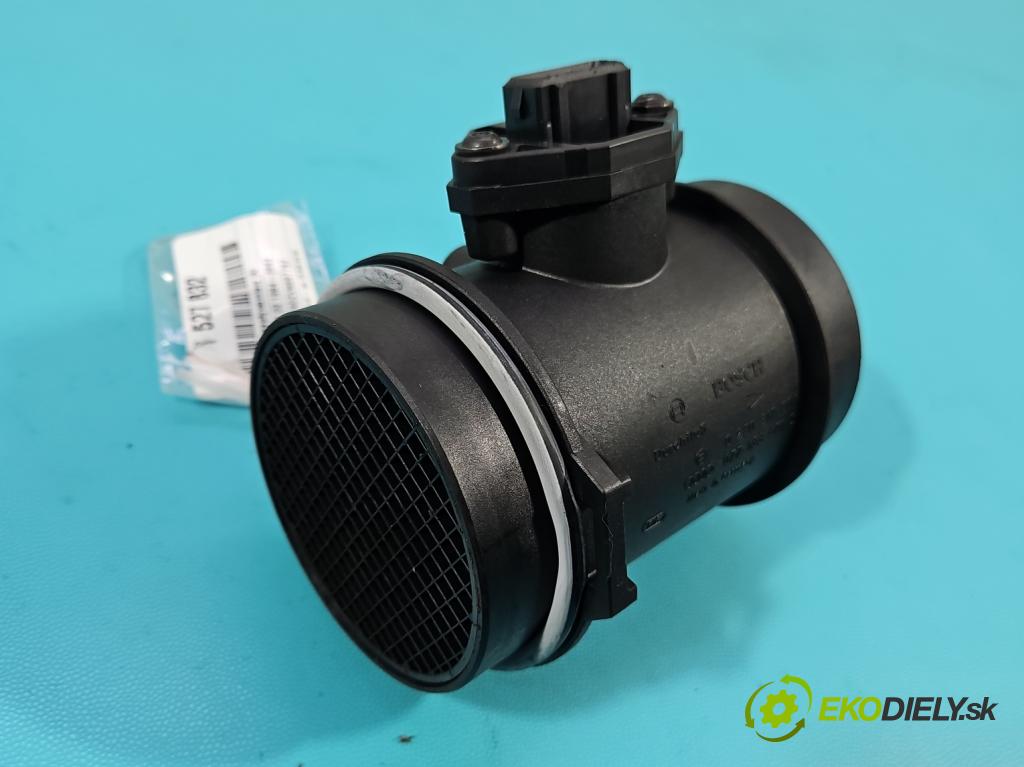 Audi A8 D2 1994-2002 4.2 V8 299KM automatic 220 kW 4172 cm3 4- průtokoměr: 0280217804 (Váha vzduchu)