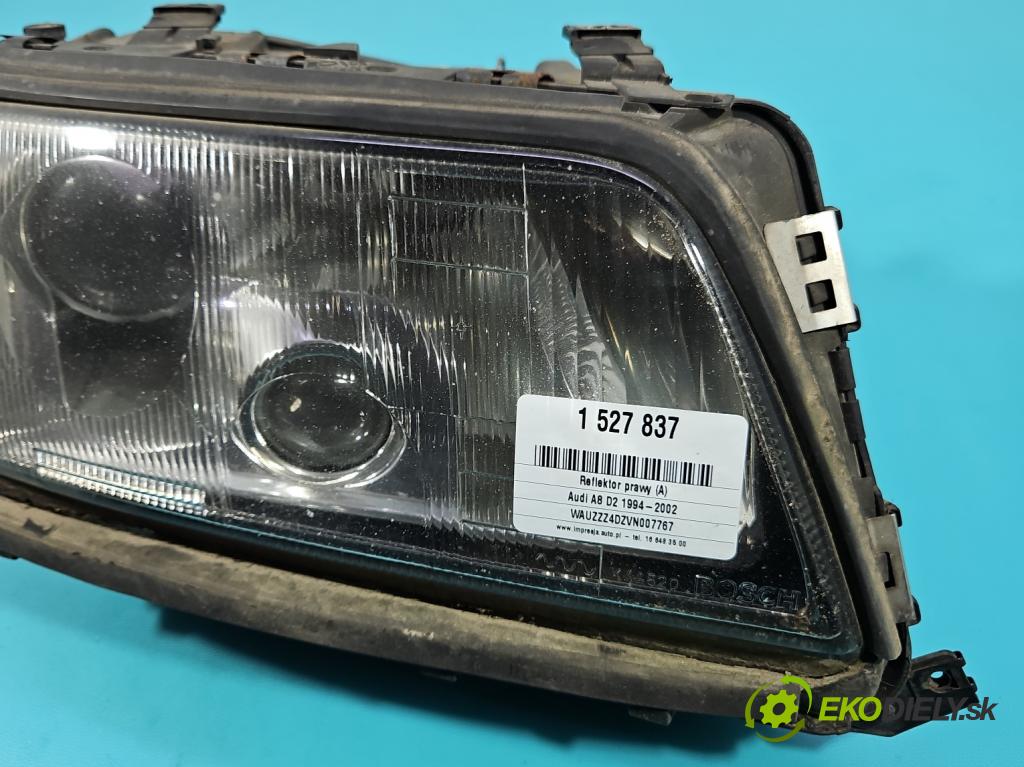 Audi A8 D2 1994-2002 4.2 V8 299KM automatic 220 kW 4172 cm3 4- světlo pravý 4D0941004L (Pravé přední světlo)