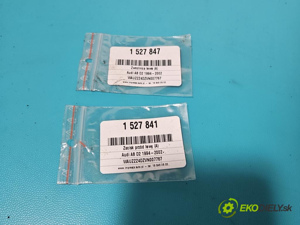 Audi A8 D2 1994-2002 4.2 V8 299KM automatic 220 kW 4172 cm3 4- náboj levé  (Náboj kola)