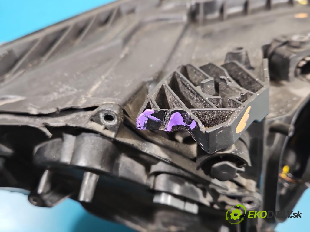 Audi A6 C7 2011-2018 3.0 TDI 204 hp automatic 150 kW 2967 cm3 5- světlo levý 4G0941033 (Klika dveří ostatní)