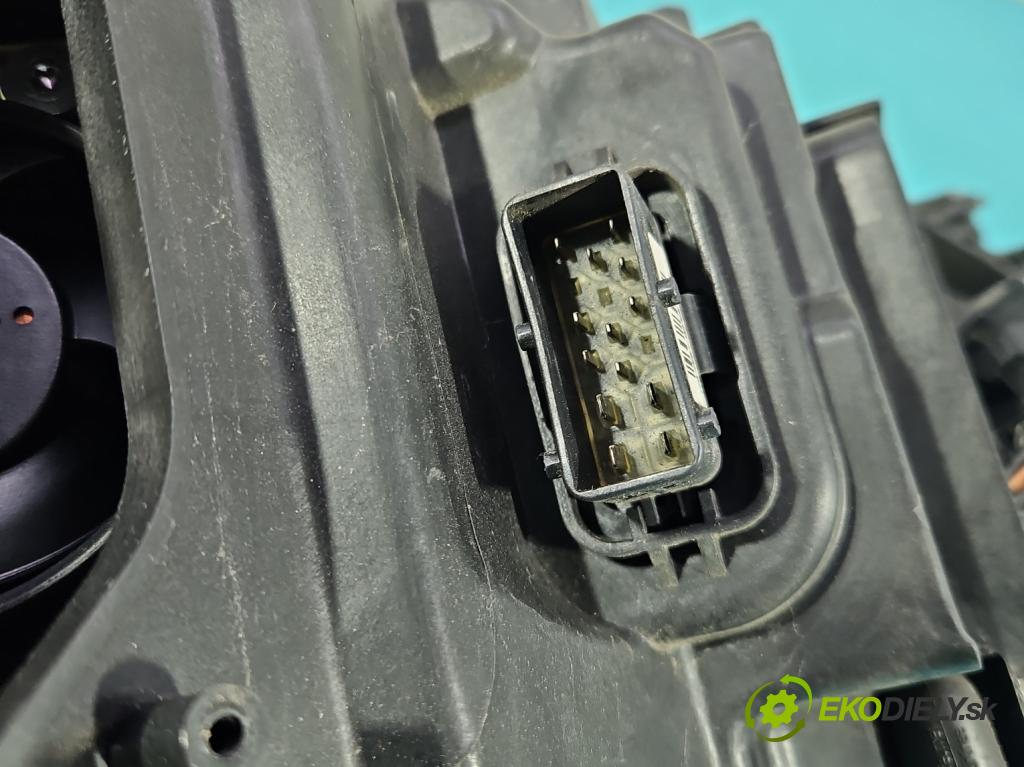 Audi A6 C7 2011-2018 3.0 TDI 204 hp automatic 150 kW 2967 cm3 5- světlo pravý  (Pravé přední světlo)