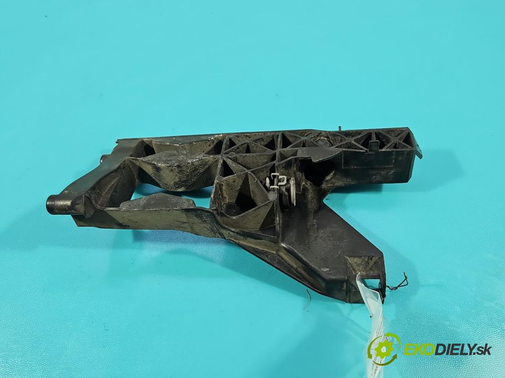 Audi A6 C7 2011-2018 3.0 TDI 204 hp automatic 150 kW 2967 cm3 5- Boty: nárazníku přední levý 4G0805607